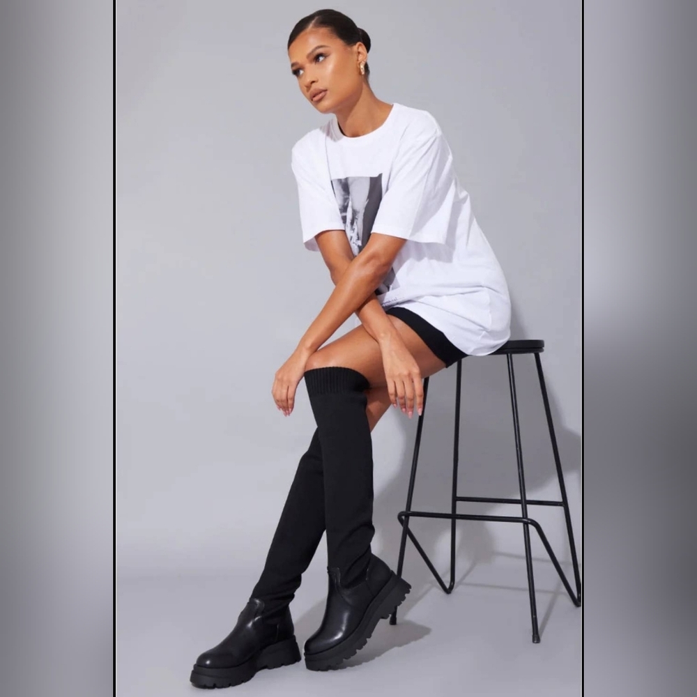 Knee-High Combats